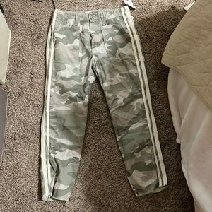Brand new Mother camo linen pants